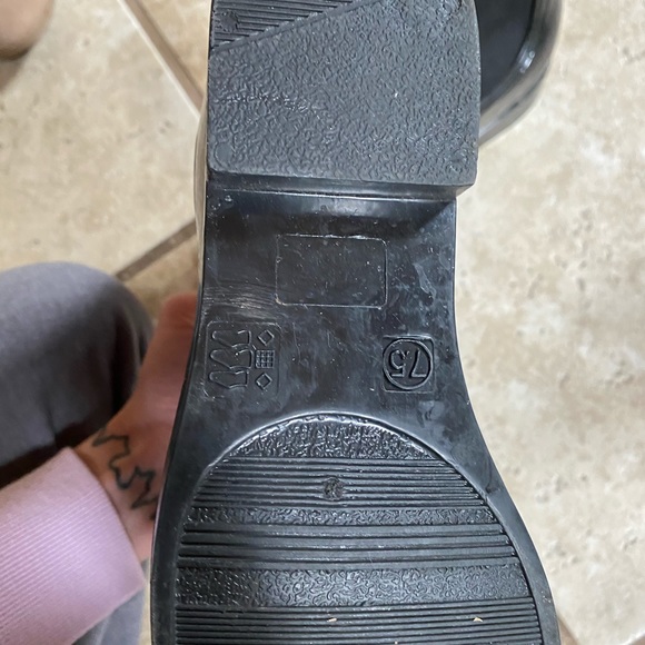 Rain booties - Picture 2 of 2